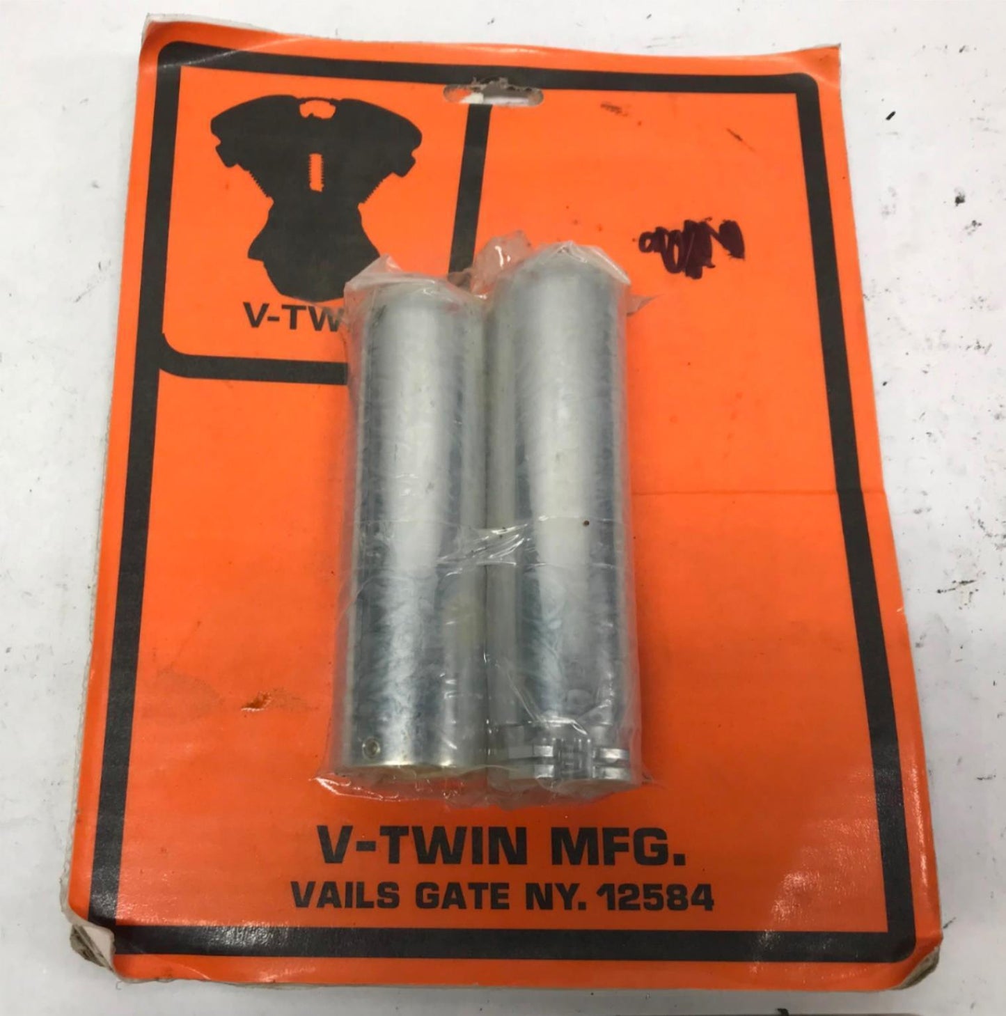 V-Twin Harley Billet Fat Style Grip Set 28-0582