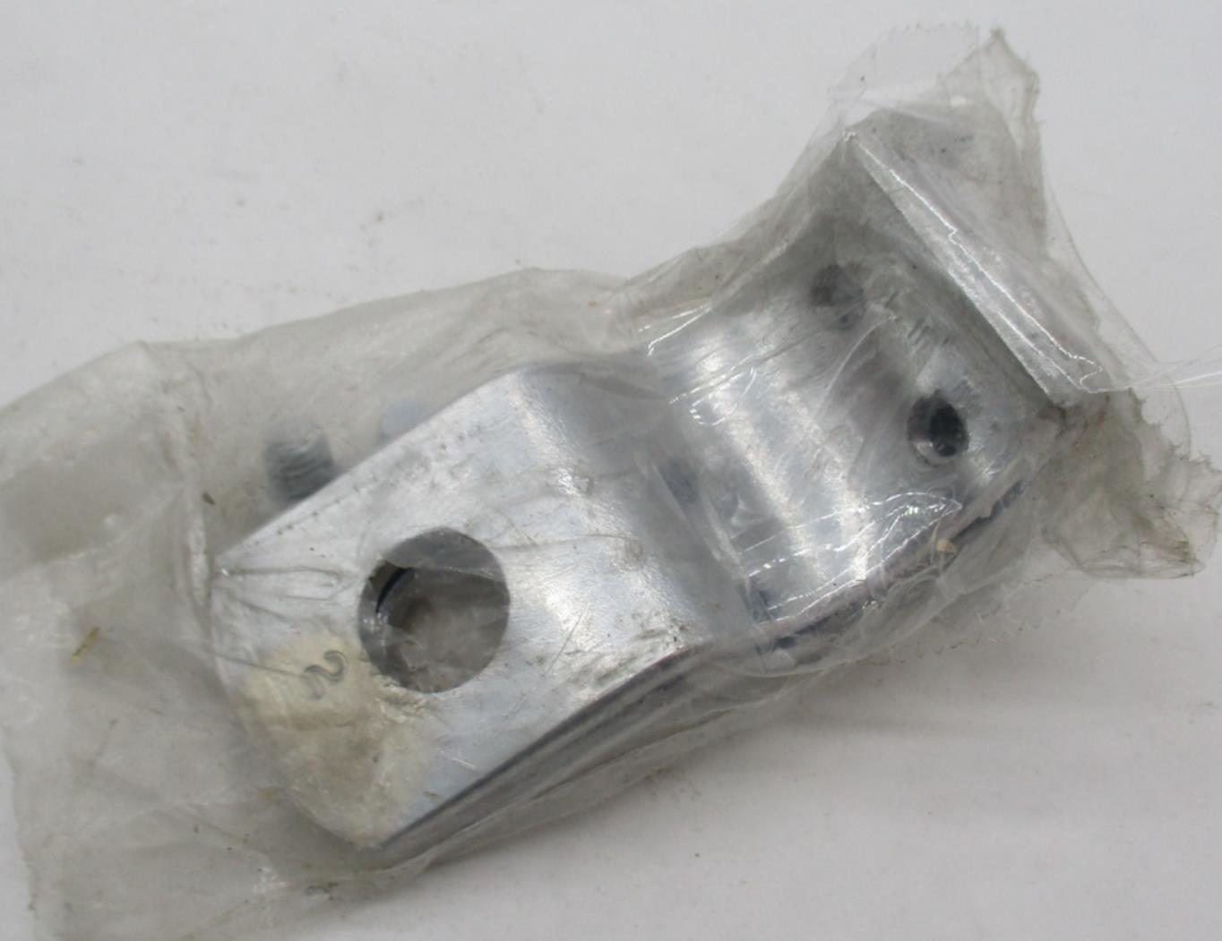 Harley Davidson Universal 3-Piece Mounting Clamp 1-1/4"