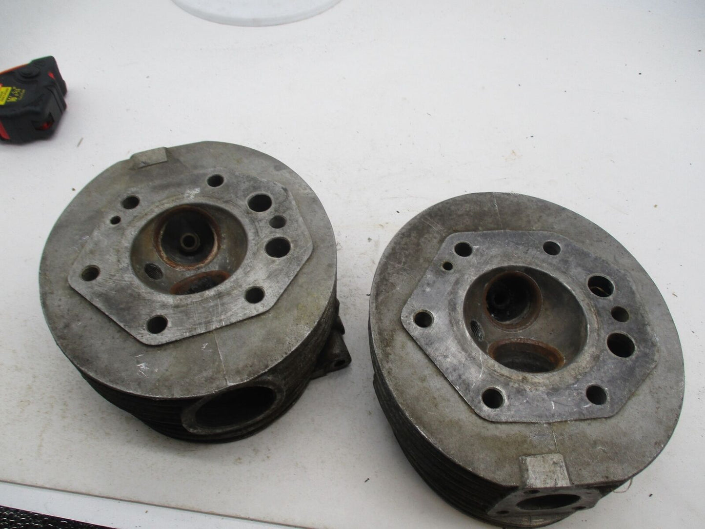 Pair of Moto Guzzi Cylinder Heads Eldorado Ambassador 13022260 13022160