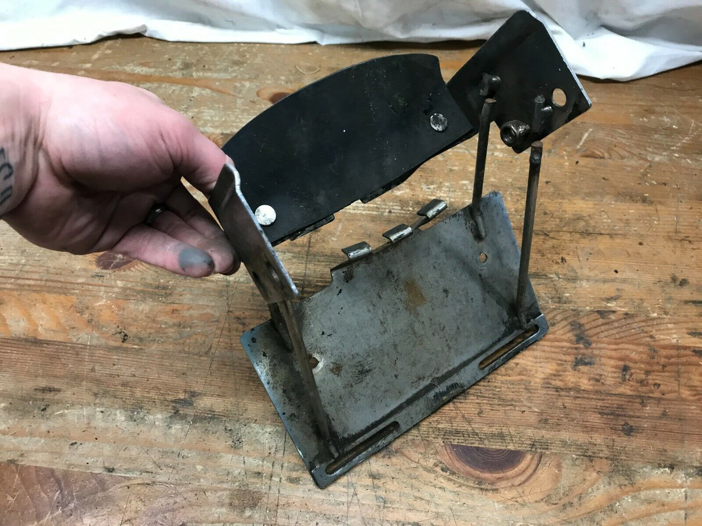 Harley Bob-Tail Fender Chrome tail w/mounting bracket and license plate holder