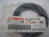 Yamaha Genuine NOS Front Wheel Dust Seal J7-25319-02