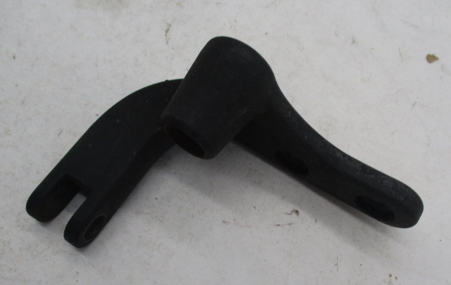 93-05 HARLEY FXD DYNA/ FXDWG, 93-94 Harley Davidson Foot peg Mounting Bracket