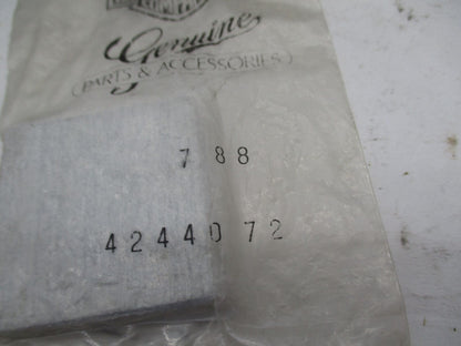 Harley Davidson Genuine NOS Insulator Block 42440-72