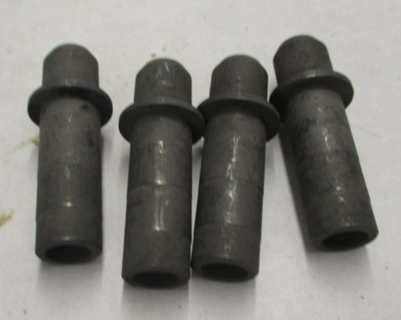 Lot (4) Harley Davidson NOS Valve Guides HDV-100-1+.003