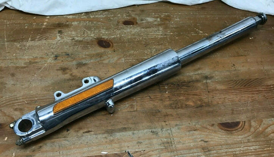 Harley Davidson Electra Glide FLHTI G5B3-10-R Right Fork Tube Slider Chrome