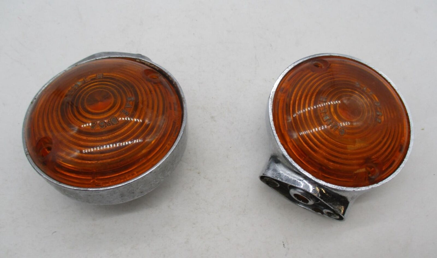 Pair of Harley Davidson Genuine Touring Road King Electra Turn Signals Housings