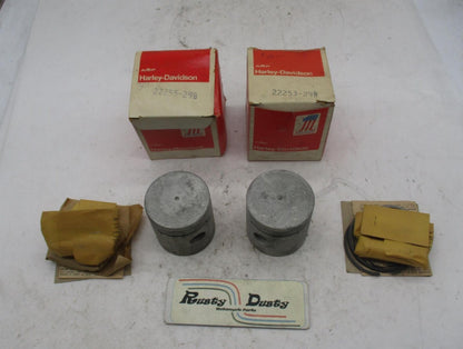 Pair of Harley Davidson Genuine NOS Pistons 750cc 22255-29B 22253-29B
