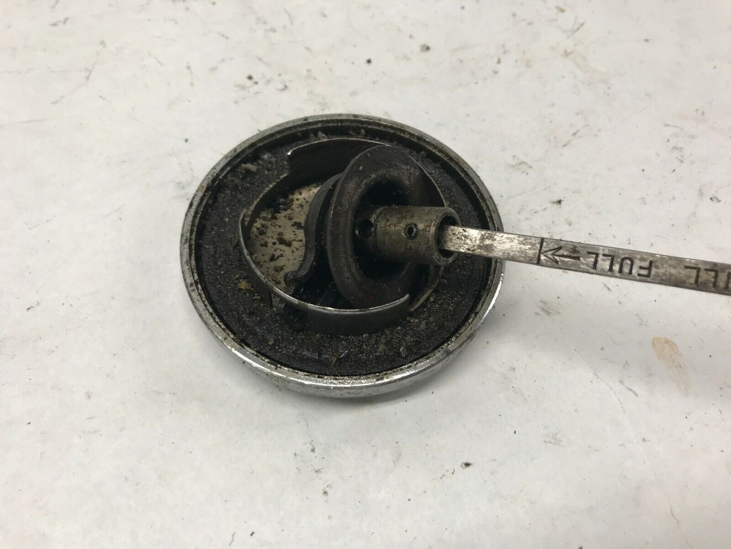 HARLEY IRONHEAD OIL TANK Filter CAP FOR 1952-1978 XLH KH & Gauge Rod Assembly