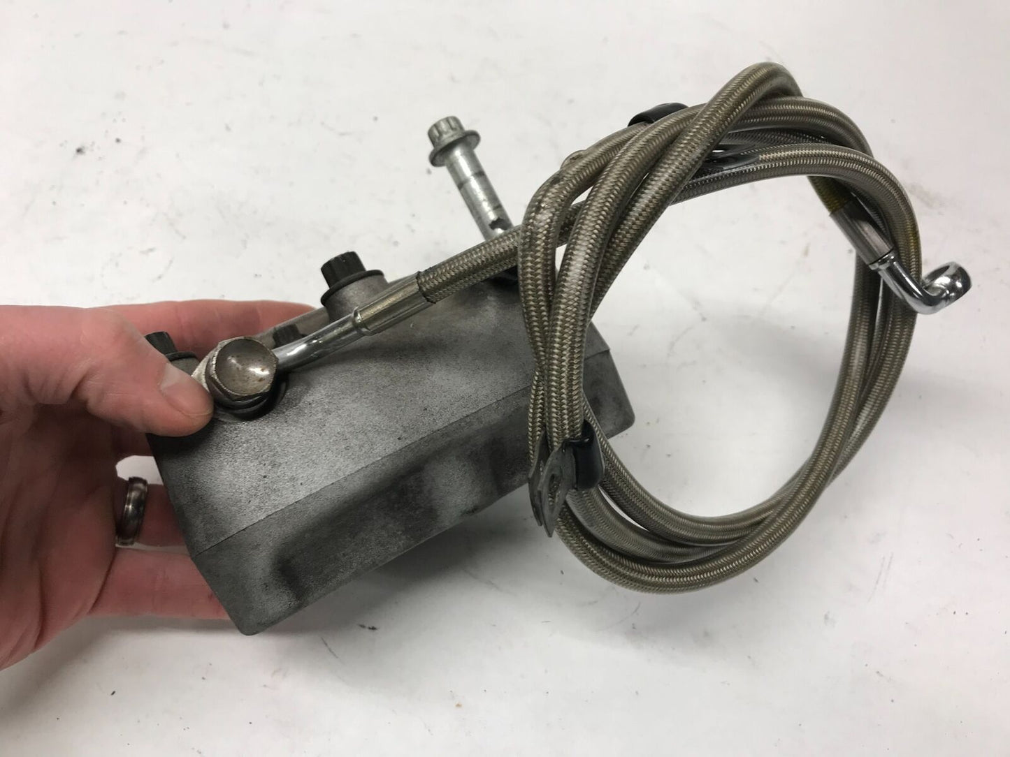 Harley Davidson Silver Road King Touring Front Brake Caliper & Brake line