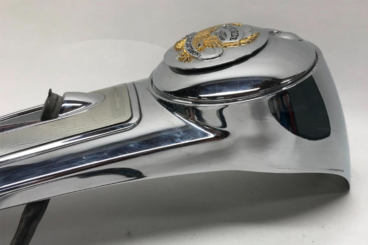 Harley Gas Fuel Tank Dash Console Screamin Eagle 61270-08 / 61278-08 / 77153-08