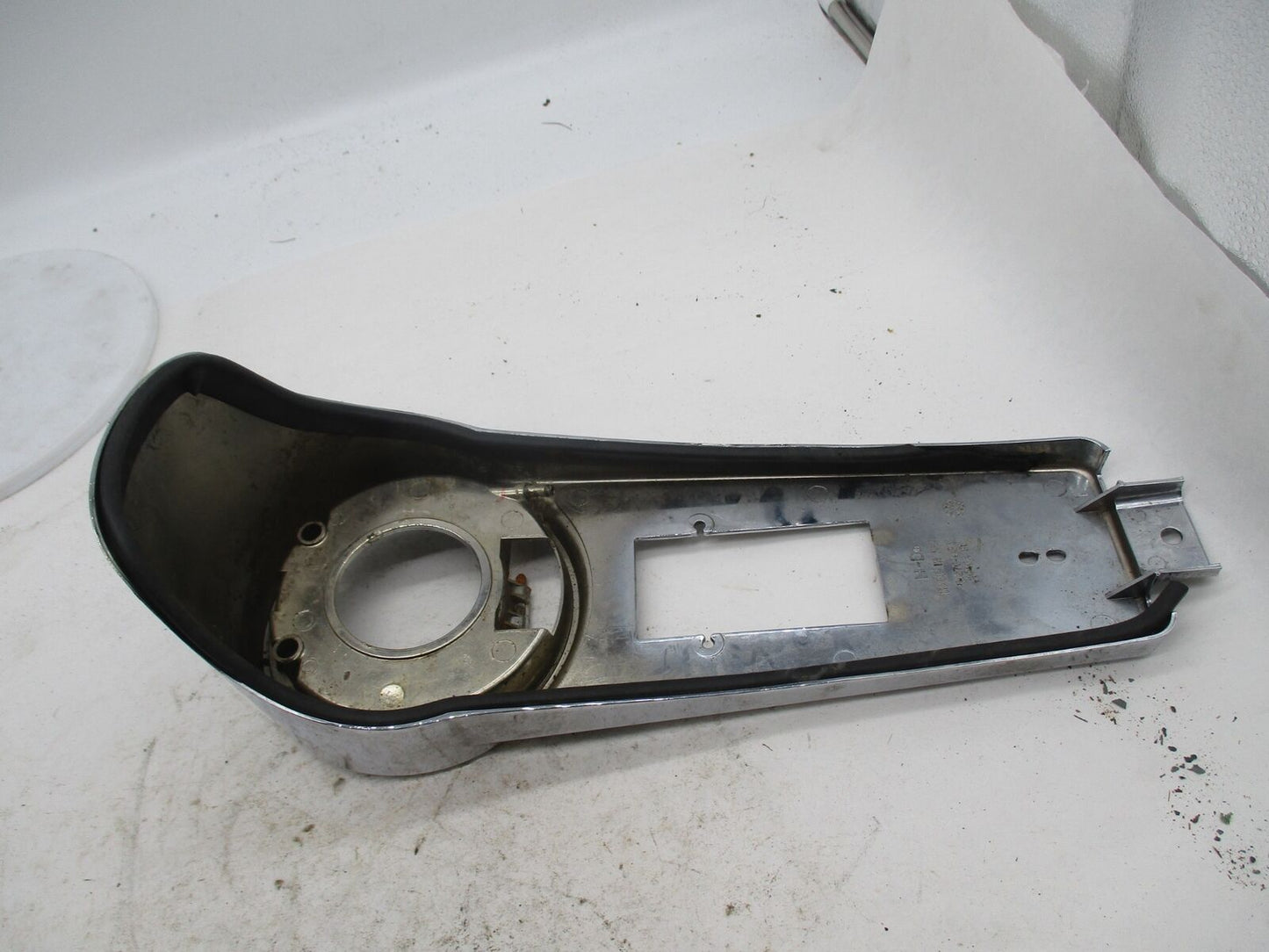 Harley Davidson Genuine Chrome Gas Tank Dash Housing 61270-98A