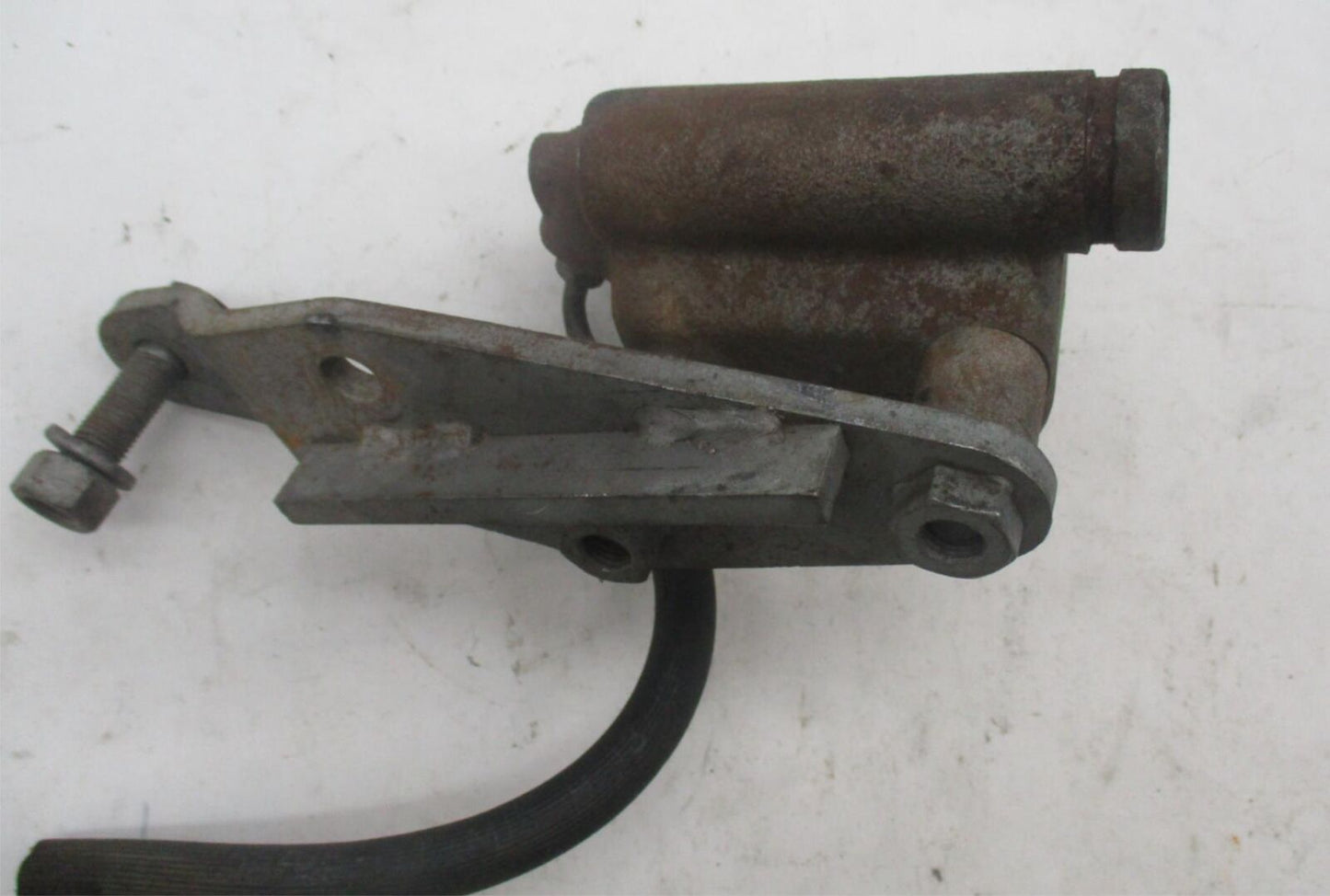 Harley Davidson Wagner Lockheed Rear Brake Master Cylinder FE-24119 w/ Bracket