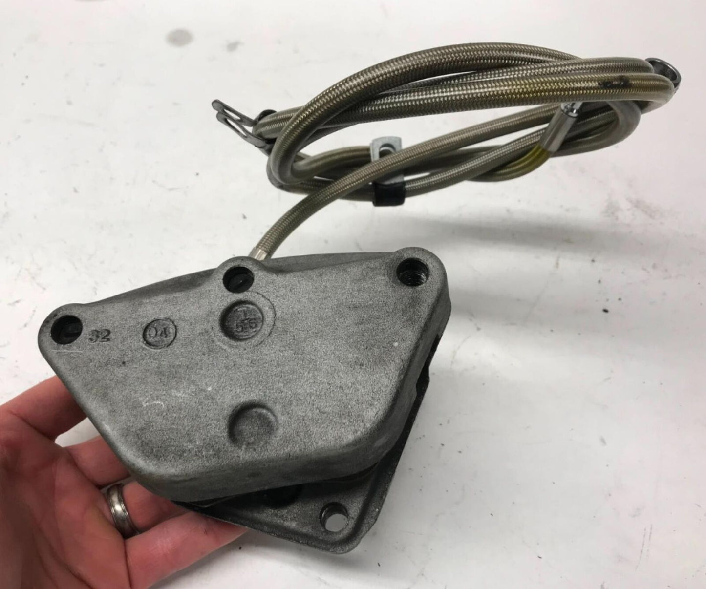 Harley Davidson Silver Road King Touring Front Brake Caliper & Brake line