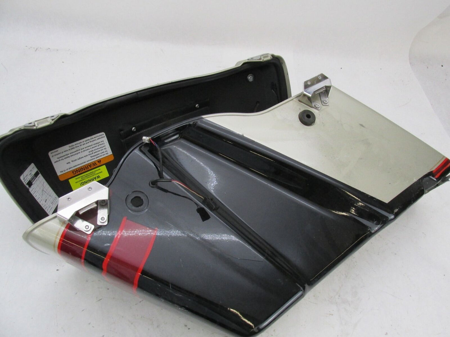 Harley Davidson CVO Screamin Eagle Ultra Electra Right RH Hard Saddlebag NO Key