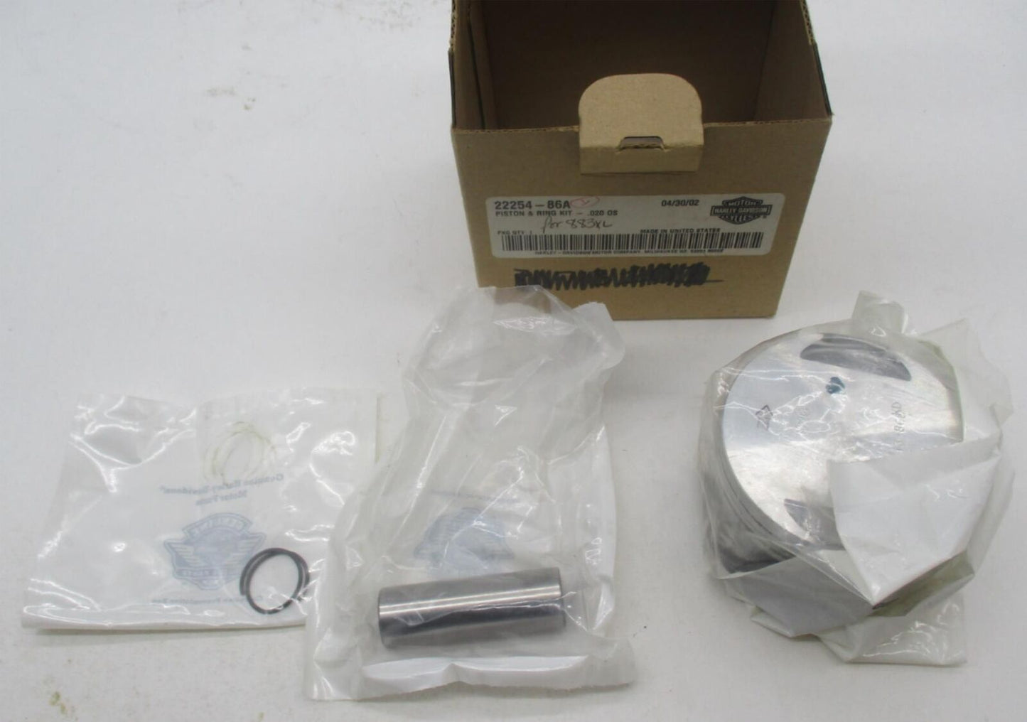 Harley Davidson Genuine NOS .010 OS Piston Ring Kit 22253-86A