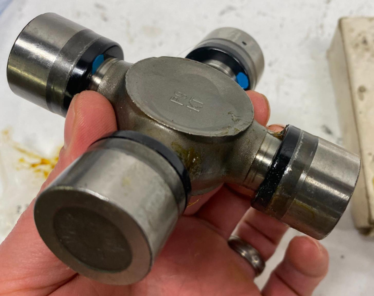 Spicer 7935 U-Joint Auto Universal
