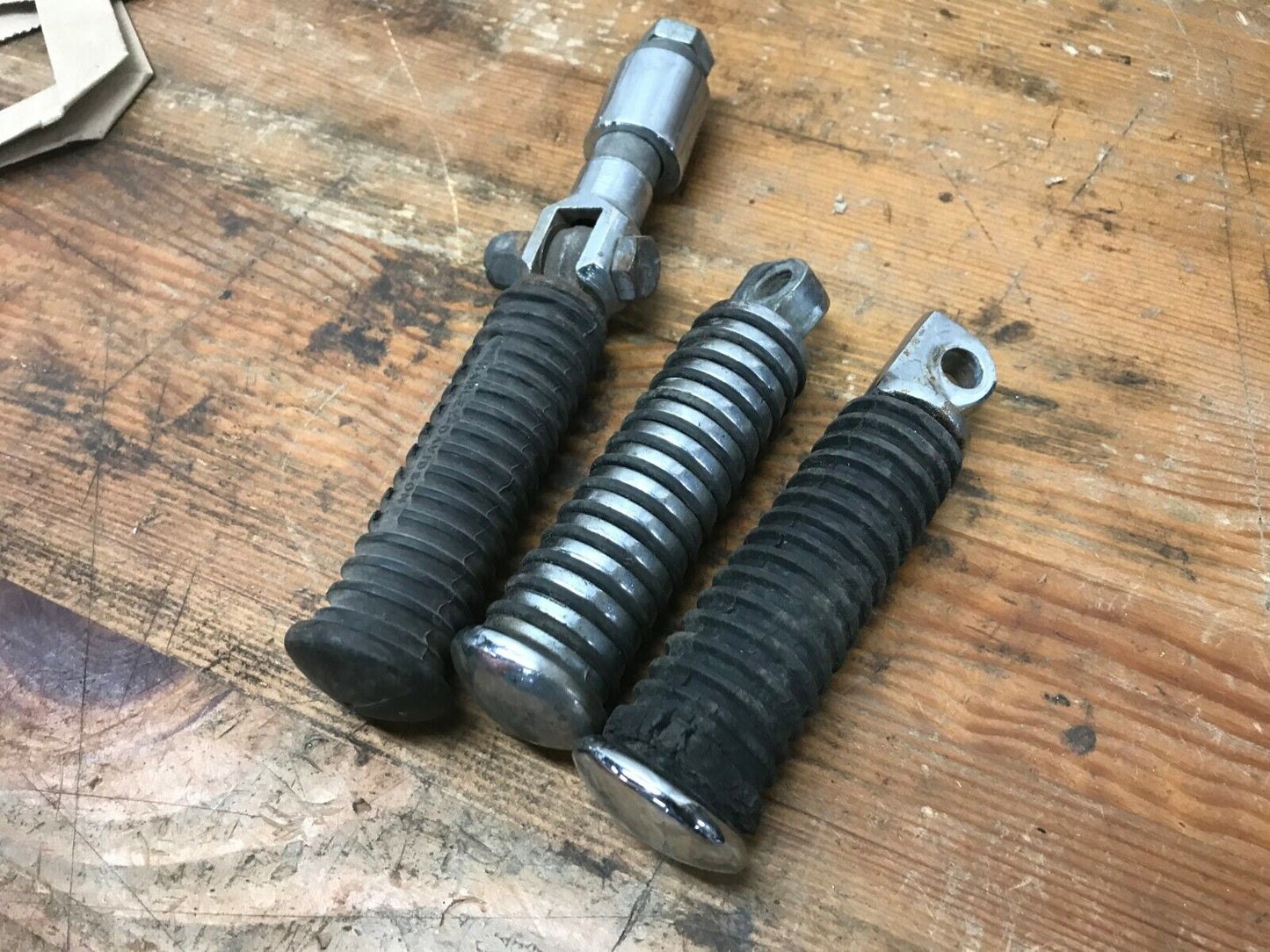 Lot of Harley Flathead Shovelhead Ironhead  Foot Pegs Rests round Rubber