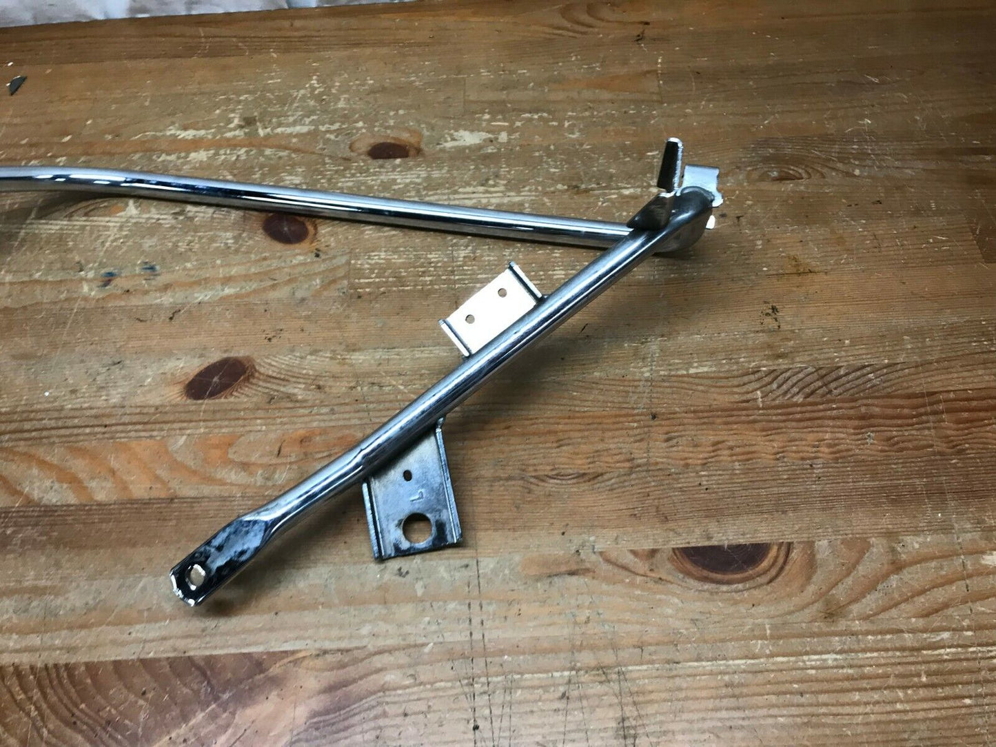 Harley touring electra glide road king fltr fl saddlebag Left LT support bracket