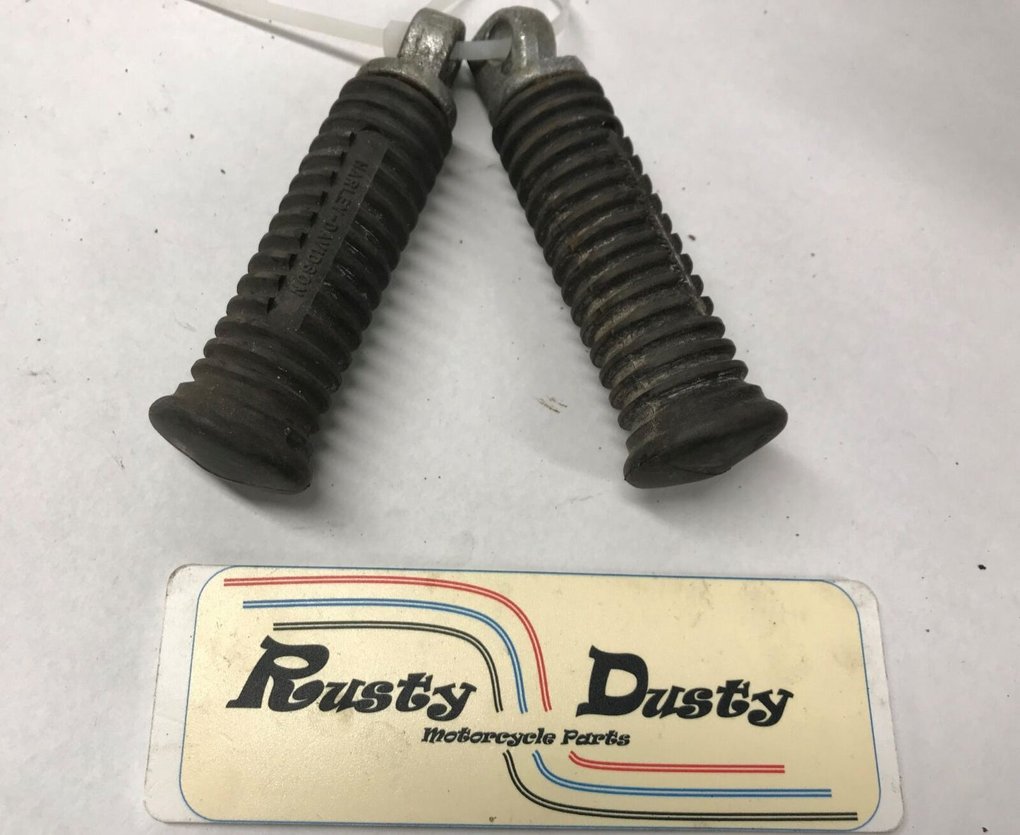 GENUINE HARLEY-DAVIDSON STOCK RIDER PASSENGER FOOT PEGS