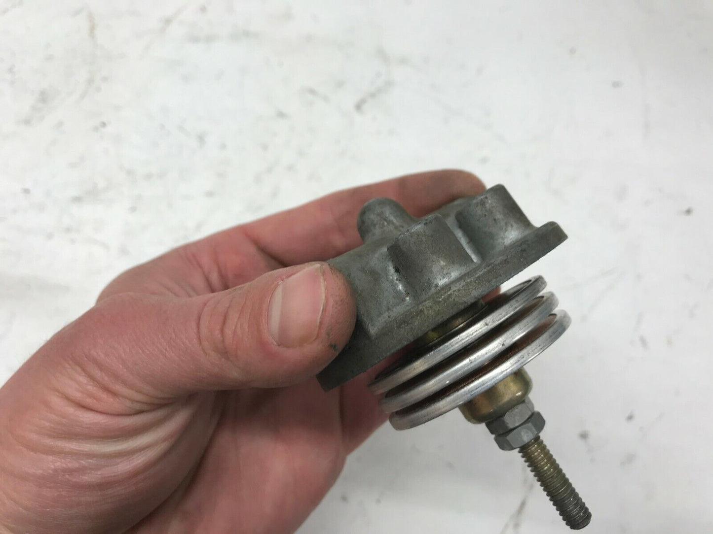 AIR MAZE PNEUMATIC FUEL STRAINER FILTER PIPER 01W03228 Cleveland