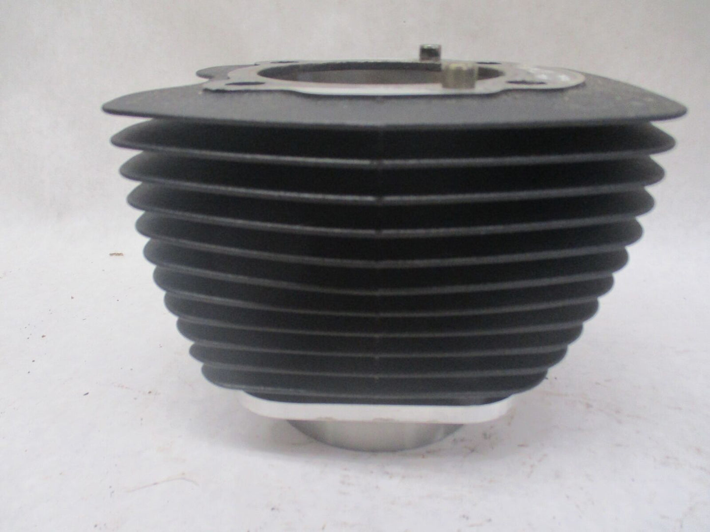 Harley Davidson Genuine Softail Dyna Cylinder Jug w/ Piston 16800004