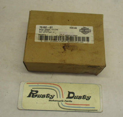 Harley NOS genuine Box of (12) Yellow Wedge Light Bulbs 12V/ .24A T-10 75192-01