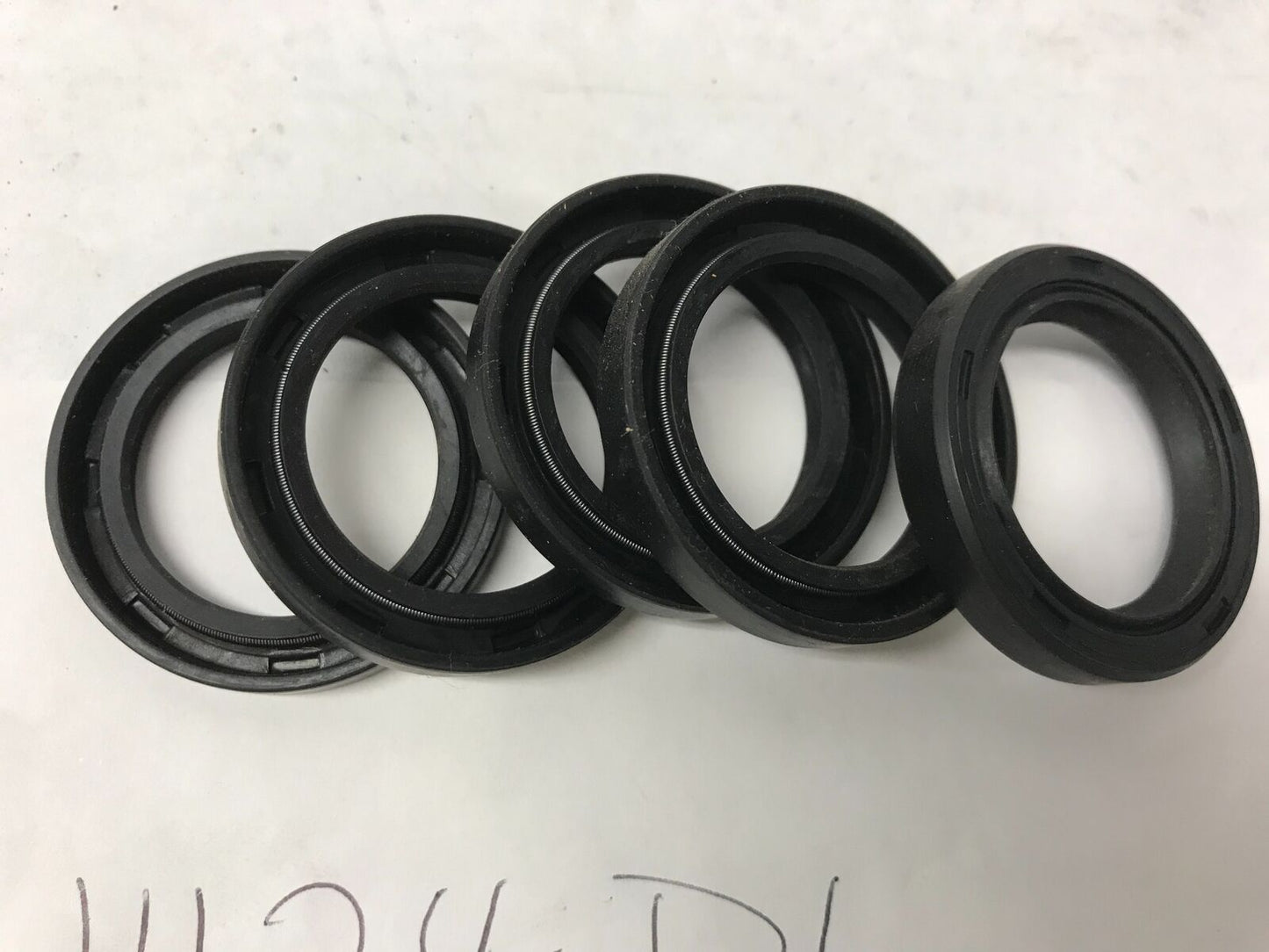 Lot (5) Harley Seals 11124-DL  Ignition Cam Gear Oil Seals