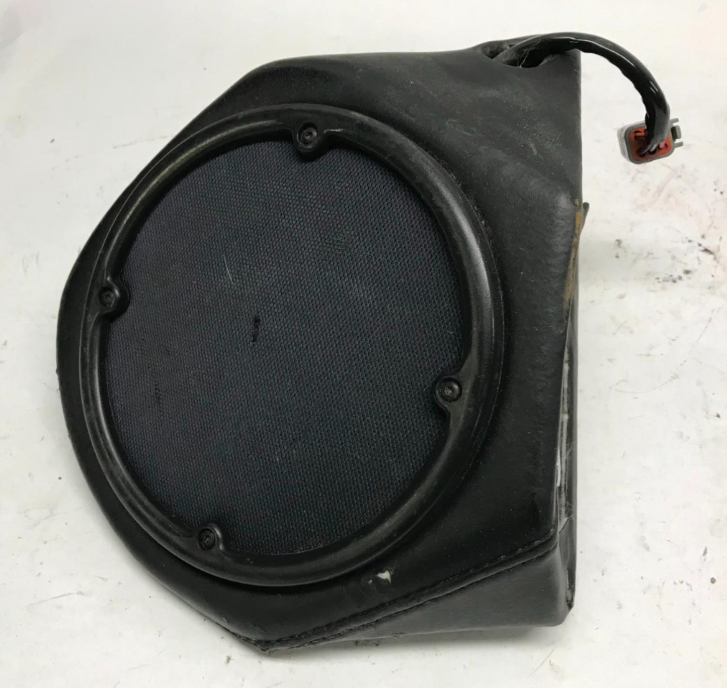 Harley Davidson Touring Speaker Housing Assembly 76281-08A