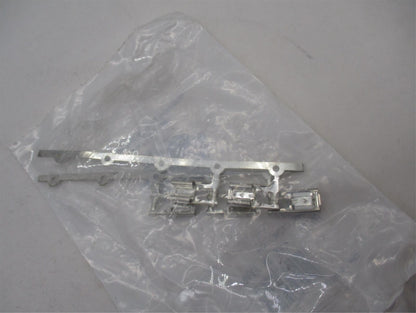 Lot of 5 Harley Davidson Genuine NOS Connector Terminals 9847