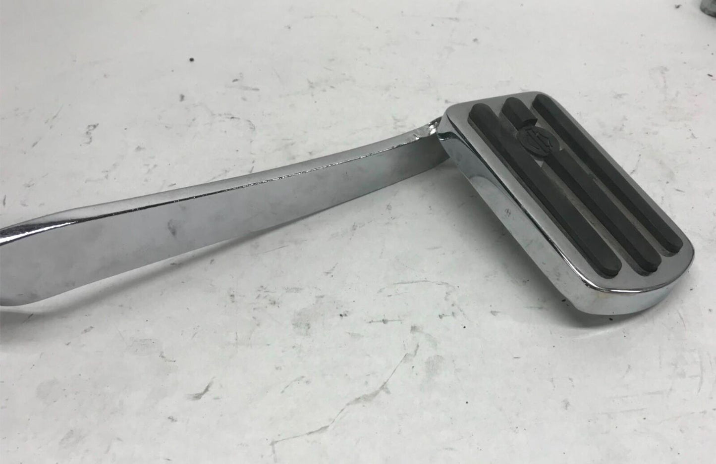 HARLEY-DAVIDSON ELECTRA GLIDE Touring FLHTC OEM REAR BRAKE FOOT PEDAL LEVER