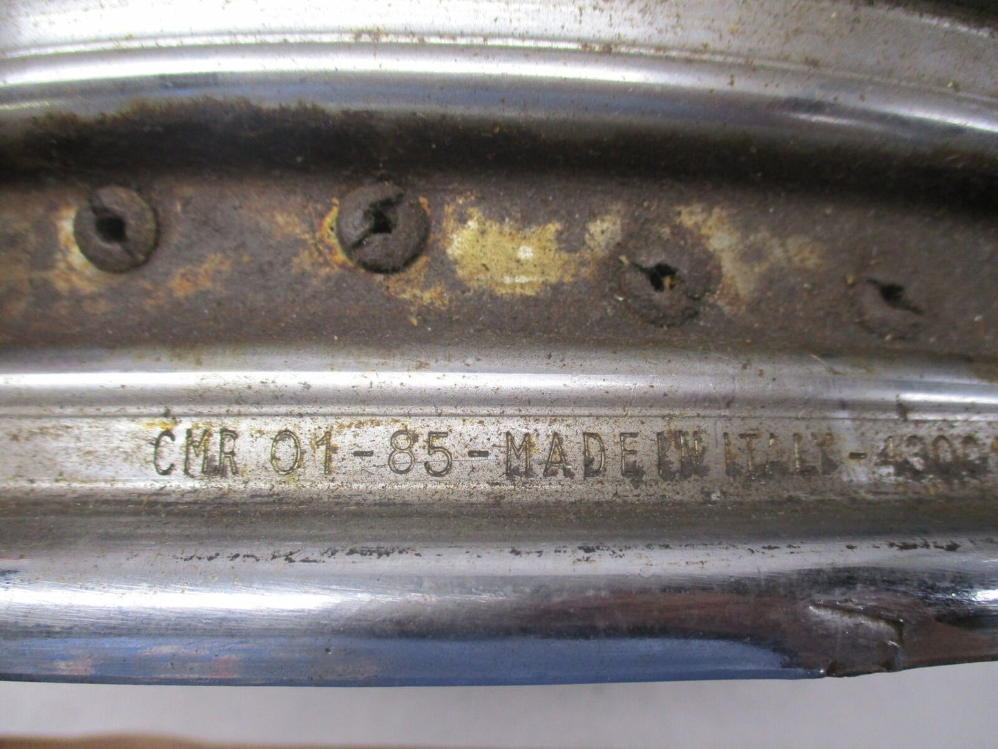 Harley Davidson Genuine 19x2.5" Chrome 40 Spoke Front Wheel 43001-79