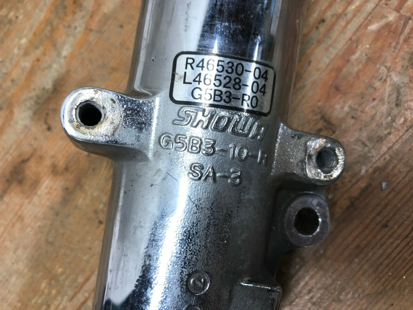 Harley Davidson Electra Glide FLHTI G5B3-10-R Right Fork Tube Slider Chrome
