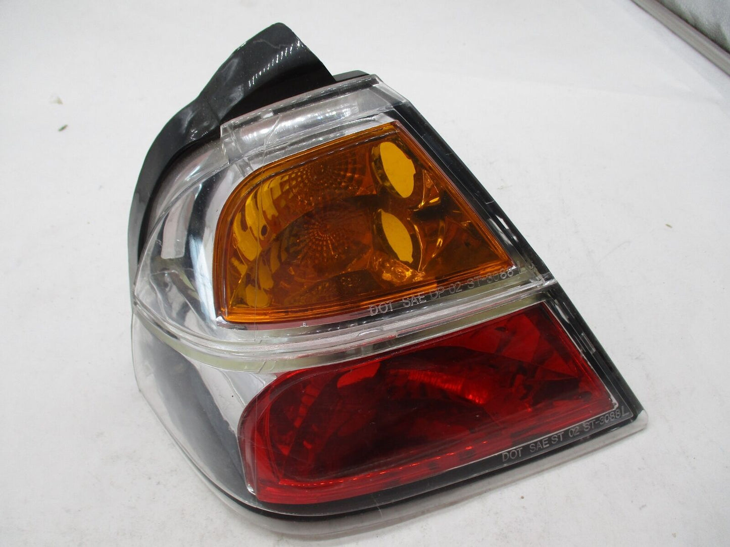 Honda Goldwing GL1800 Left Trunk Tail Light Brake Light Housing ST-3088
