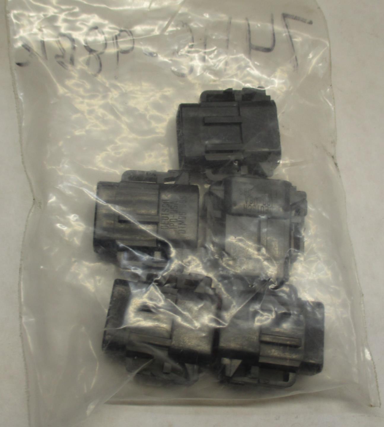 Lot of (5) Harley Davidson Genuine 8 Way Black Socket Housings 74118-98BK