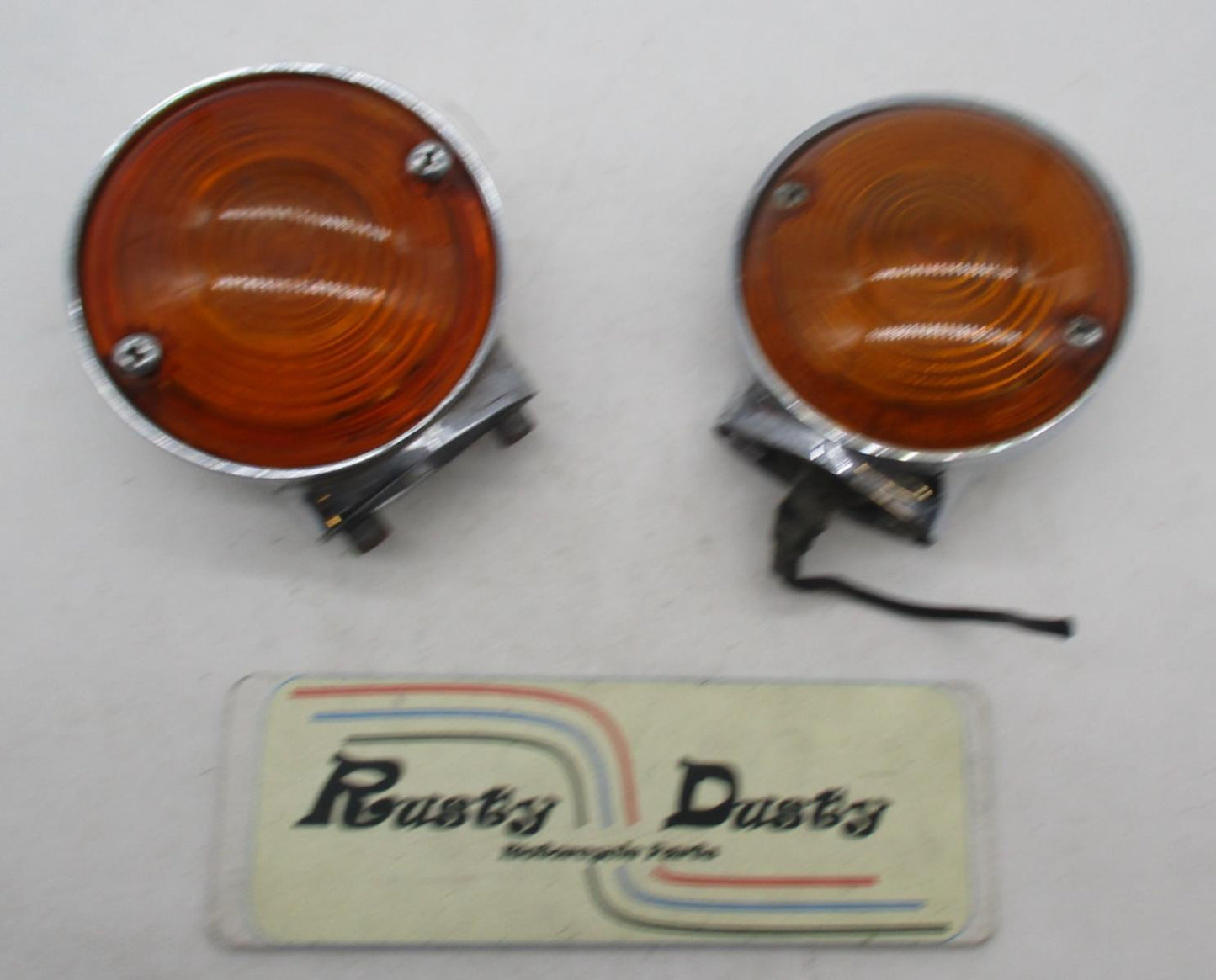 Pair of Harley Davidson Genuine Touring Road King Electra Turn Signals Housings
