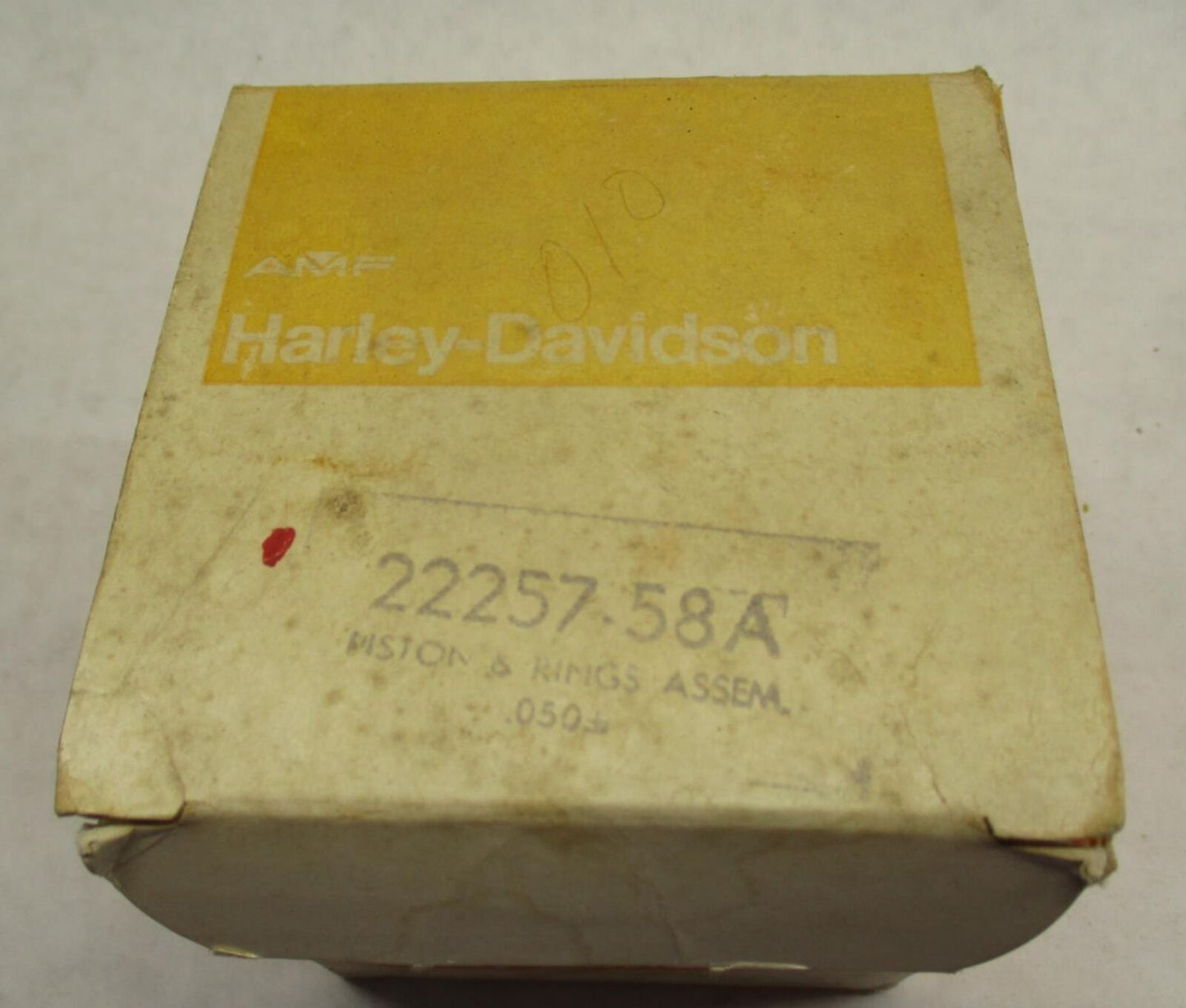 Harley Davidson NOS Genuine Piston and Ring Set 22257-58A