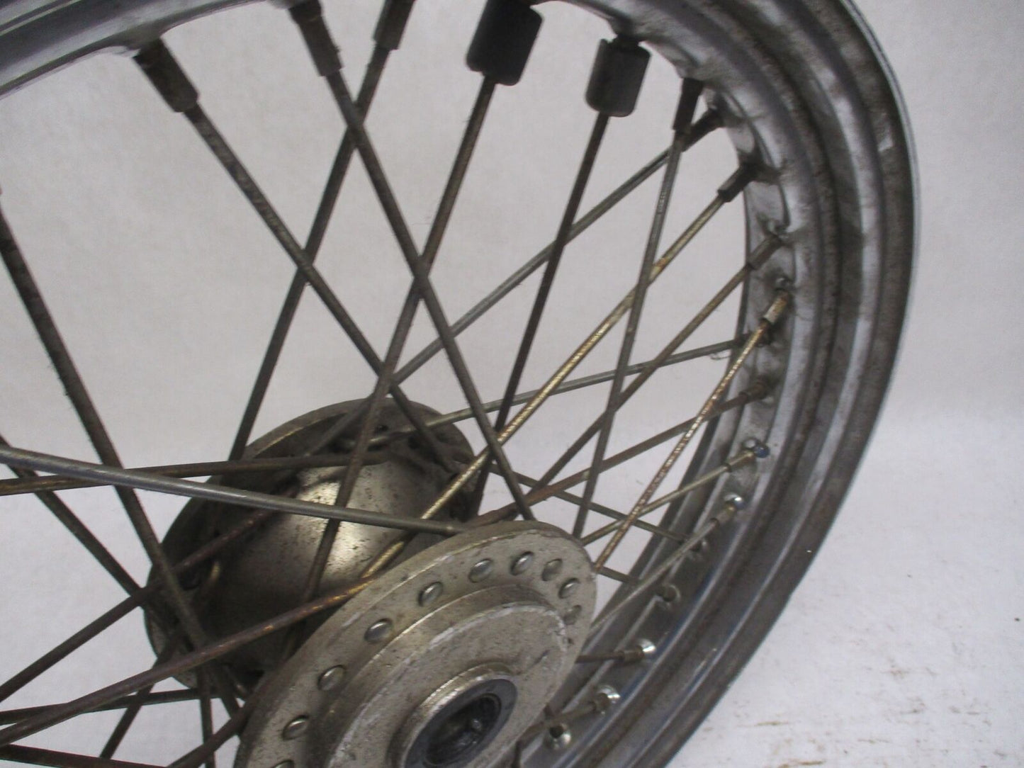 Harley Davidson Genuine 19x2.5" Chrome 40 Spoke Front Wheel 43001-79