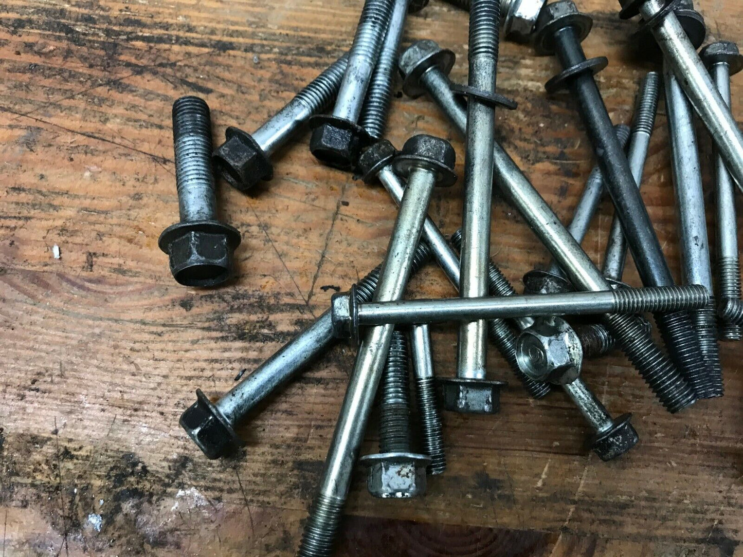 1985 yamaha xj700 ENGINE CRANKCASE crank case BOLTS SCREWS