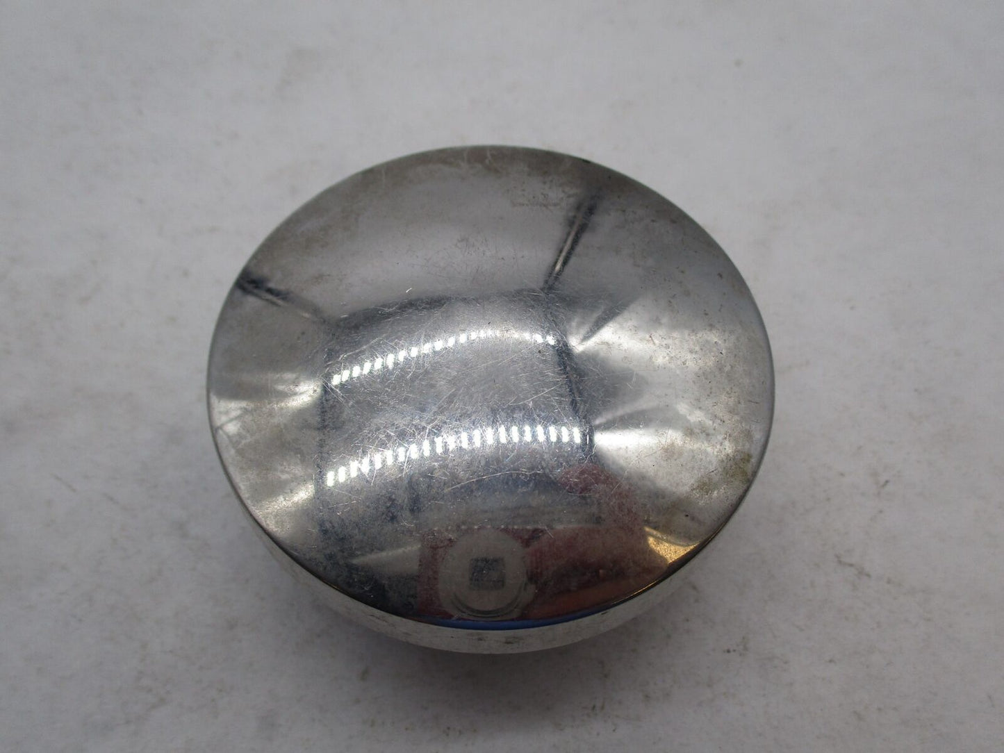 Harley Davidson Chrome Metal Smooth Top Gas Fuel Tank Tank Cap Cover
