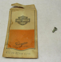 Harley Davidson NOS Genuine OEM Screw 42534-82