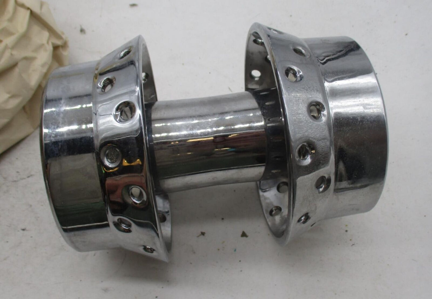 Harley Davidson Genuine NOS Chrome Front Center Wheel Hub 40988-00