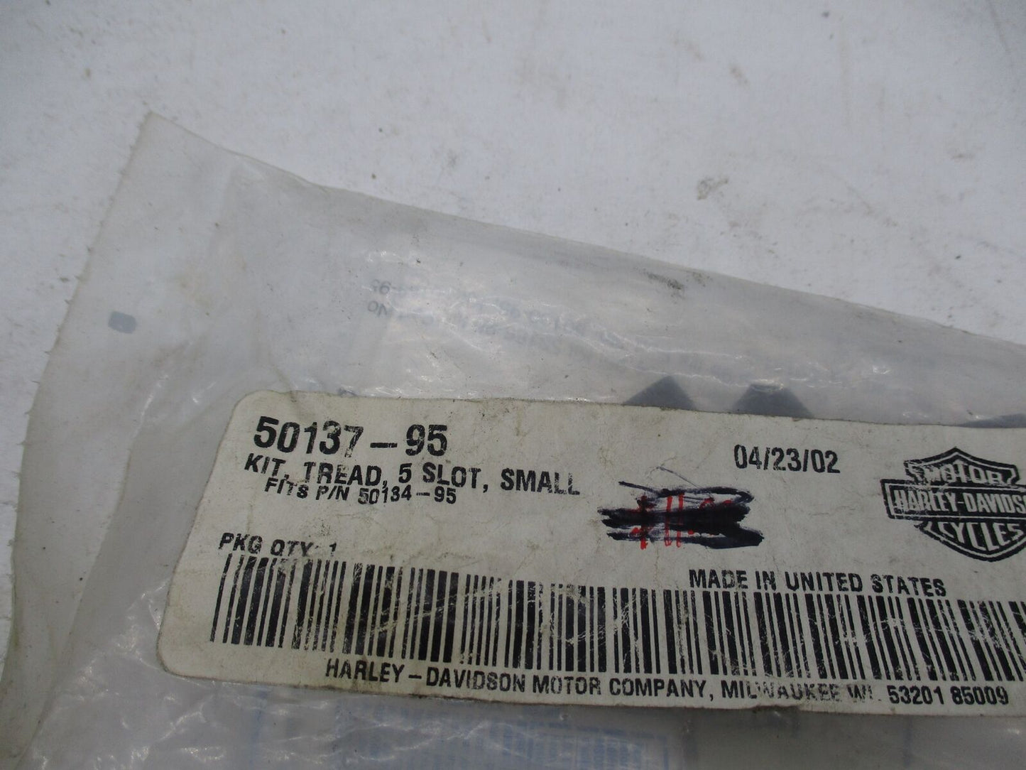 Harley Davidson Genuine NOS Small Tread 5 Slot Kit 50137-95