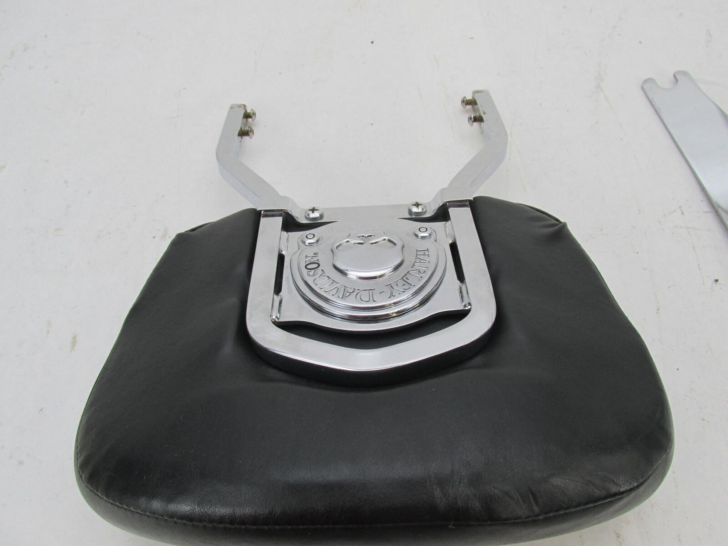 Harley Davidson Genuine Dyna FXD Quick Release Sissy Bar Backrest Willy G Skull