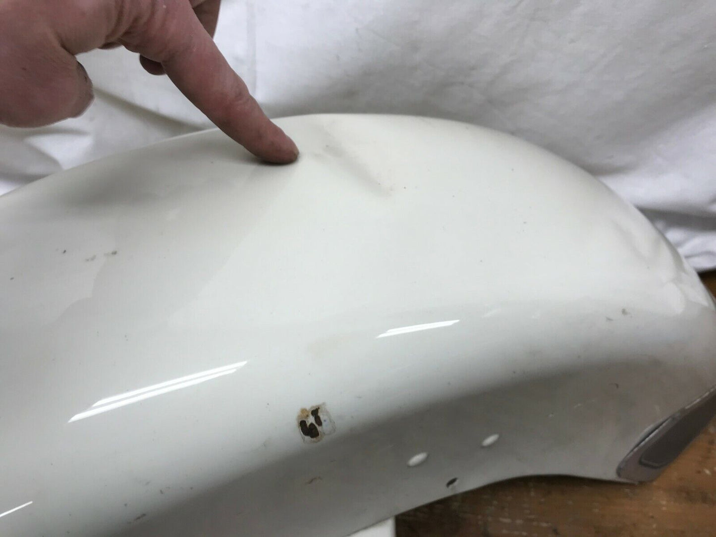 Harley Davidson Road King Police OEM Front Wheel Fender 59093-00B w/ Bumper