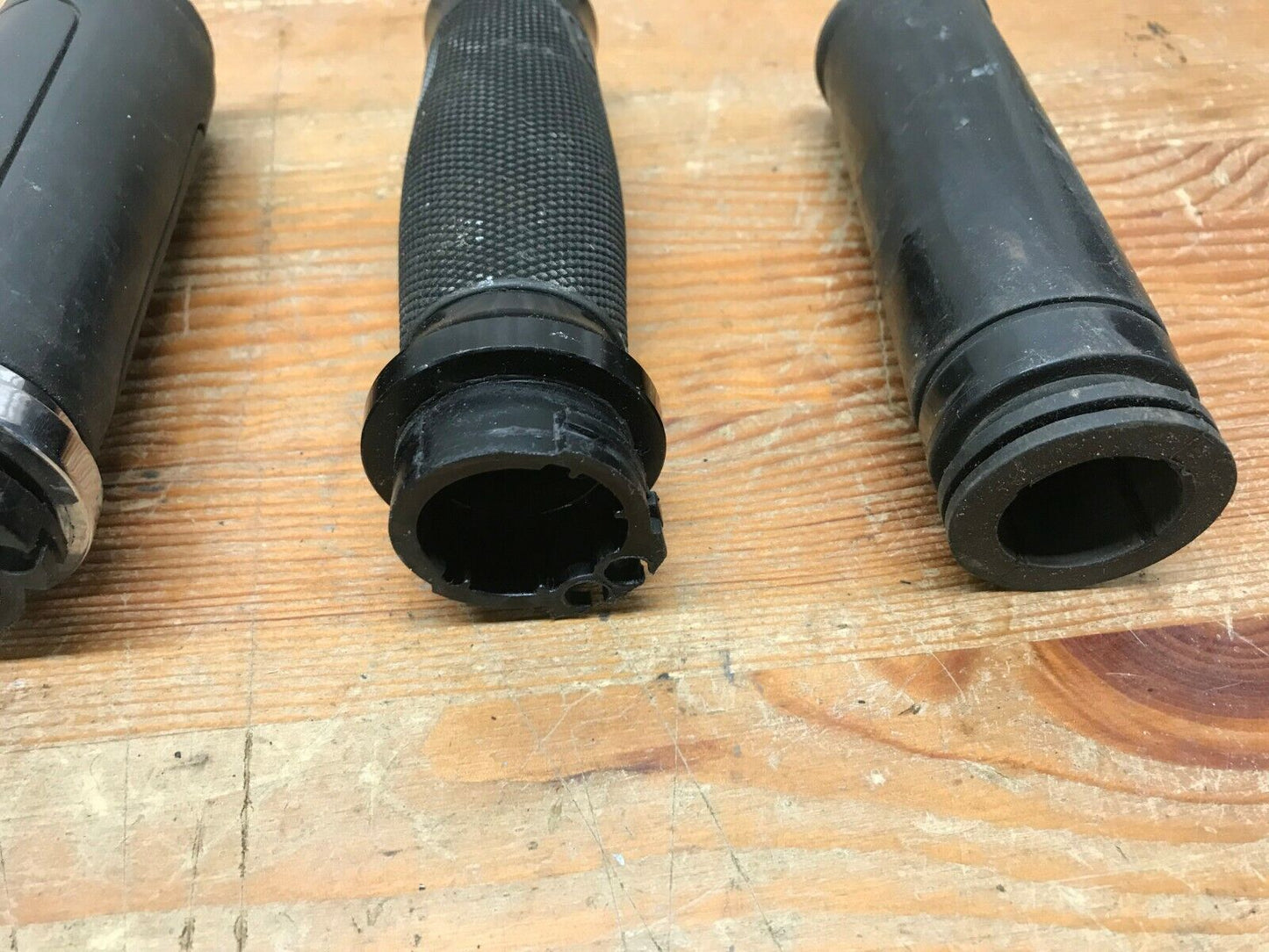 Lot of 3 OEM Harley HANDLE GUIDE TUBE GRIP Fits Multiple Models LT & RT Sides