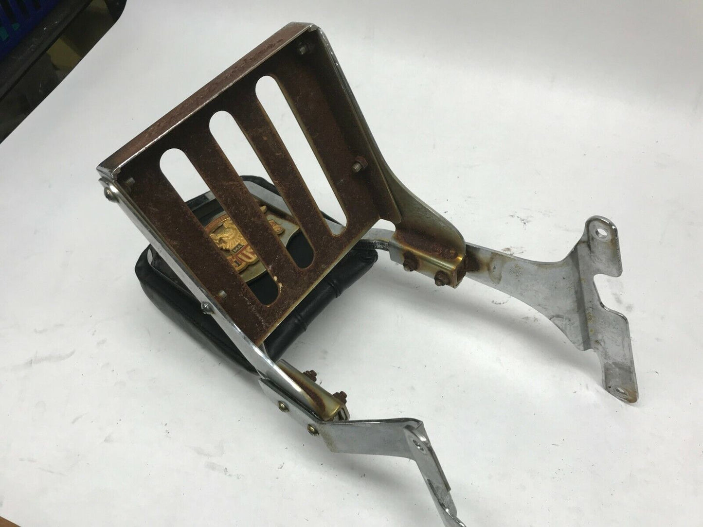 Harley evo softail fxst flstf sissy bar passenger backrest pad luggage rack