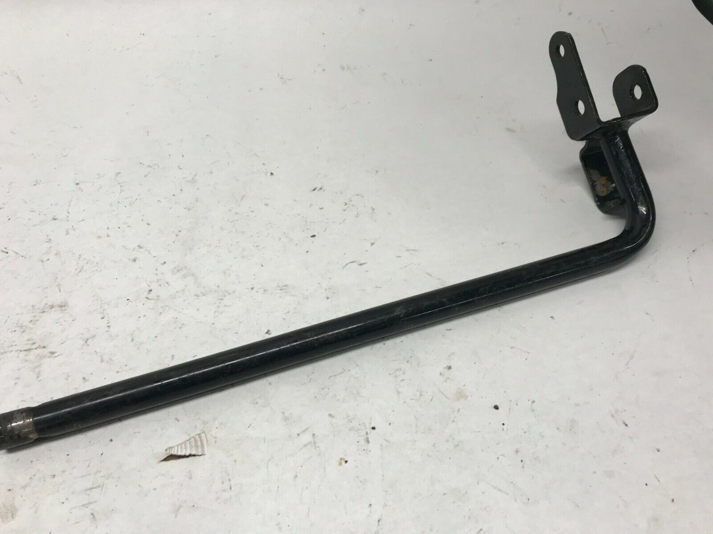 oem Harley touring black saddlebag support bracket electra glide road king flhx