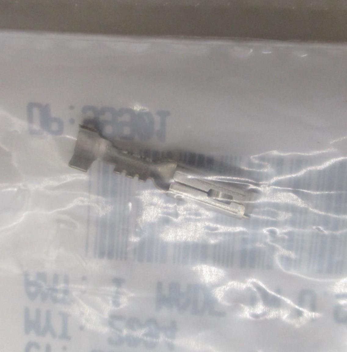 Harley Davidson Genuine NOS Terminal Buss OEM 72309-04