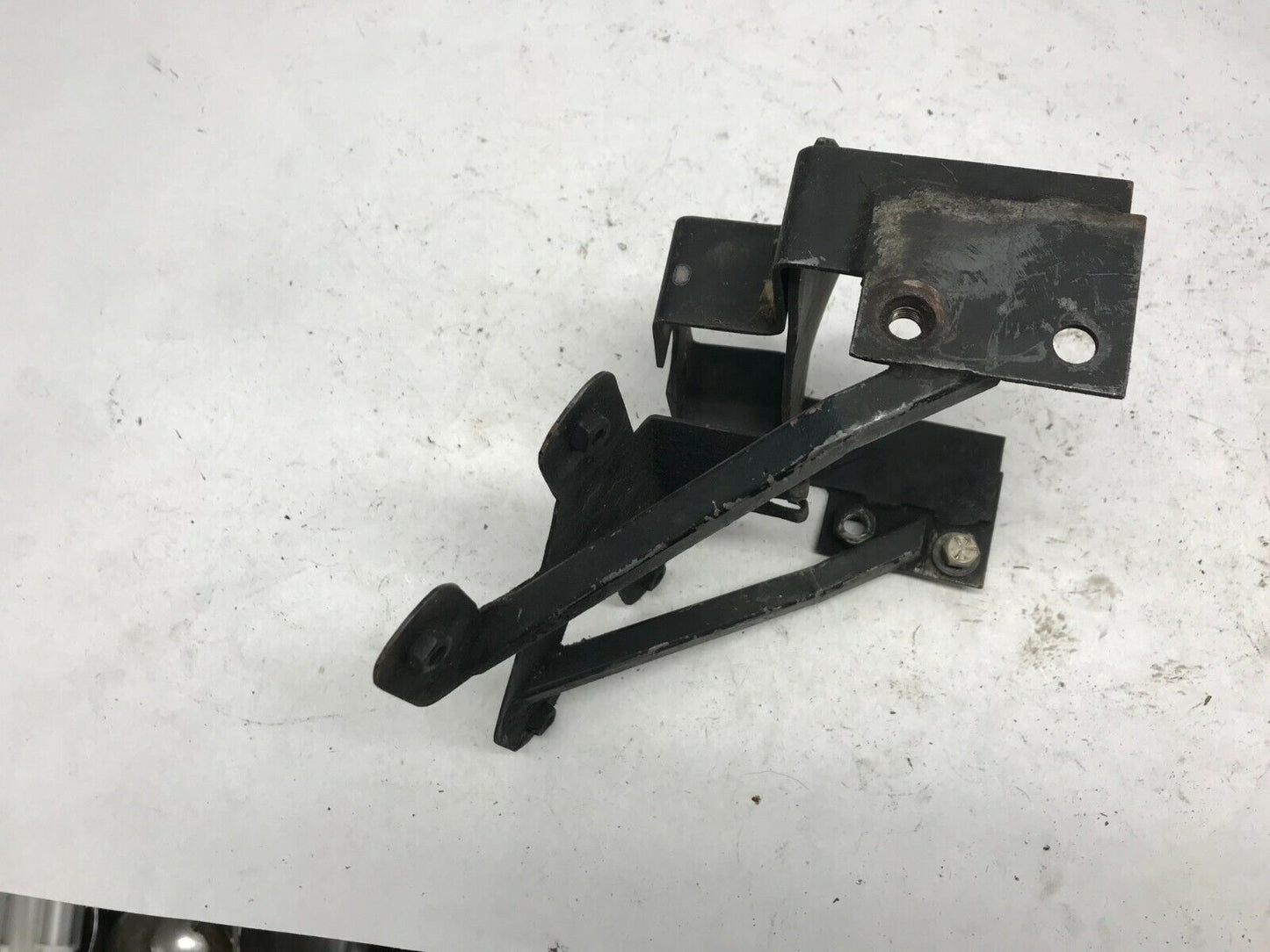 Harley Shovelhead FXE FL FLH  Taillight License Plate Bracket FXWG With Light