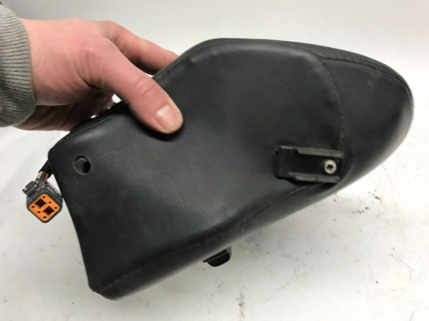 Harley Davidson Touring Speaker Housing Assembly 76287-06